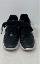 Load image into Gallery viewer, Guess Womens Varna Black White Leather Lace-Up Low Top Sneaker Shoes Size 7.5M
