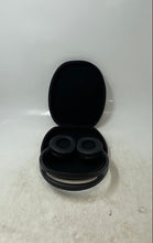 Load image into Gallery viewer, Farenheit Black 900MHz Double Ear Pieces Wireless Stereo Headphones With Case
