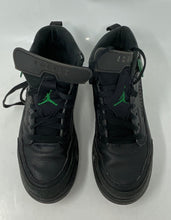 Load image into Gallery viewer, Authentic Nike Boys Air Jordan Spizike Low Black Green Sneaker Shoes Size 7Y
