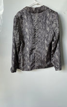 Load image into Gallery viewer, Dana Buchman Womens Gray Snakeskin Print Collared One-Button Blazer Size 16

