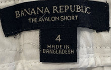 Load image into Gallery viewer, Banana Republic Womens The Avalon White Flat Front Chino Shorts Size 4

