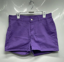 Load image into Gallery viewer, Old Navy Womens Lilac High-Rise Button Front Belt Loops Chino Shorts Size 14
