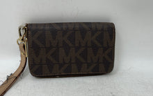 Load image into Gallery viewer, Michael Kors Womens Brown Signature Print Leather Card Holder Wristlet Wallet
