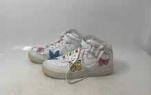Load image into Gallery viewer, Nike Boys Air Force 1 Mid White Butterfly Print Lace-Up Sneakers Shoes Size 6.5Y
