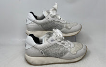 Load image into Gallery viewer, P448 Womens White Leather Low Top Lace-Up Sneaker Shoes Size 39 Made In Italy
