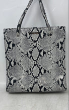 Load image into Gallery viewer, Nine West Womens Gray Black Snakeskin Print Faux Leather Shoulder Handbag
