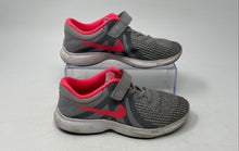Load image into Gallery viewer, Nike Girls Revolution 4 943307-003 Gray Pink Hook &amp; Loop Sneaker Shoes Size 1.5Y
