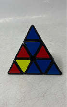 Load image into Gallery viewer, Qiyi Four-Sided Triangular Pyramid Pyraminx Speed Cube Magic Twist Puzzle
