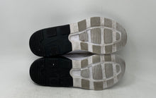 Load image into Gallery viewer, Nike Womens Air Max Motion 2 White Black Lace-Up Sneaker Shoes Size 9.5 No Laces
