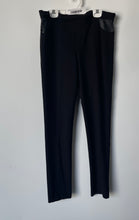 Load image into Gallery viewer, DKNY Womens Black Flat Front Skinny Leg Ankle Pants Size Medium
