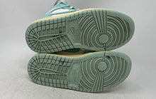 Load image into Gallery viewer, Nike Womens Air Jordan 1 Mid BQ6472-132 Green White Basketball Shoes Size 5.5
