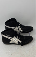 Load image into Gallery viewer, Asics Boys Matflex C921Y Black White Lace-Up Mid Top Wrestling Shoes Size 6
