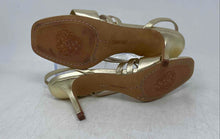 Load image into Gallery viewer, Vince Camuto Womens Savesha Gold Tone Leather Kitten Slingback Sandals Size 7.5M
