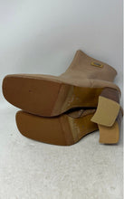 Load image into Gallery viewer, Dolce Vita Bardo Womens Beige Leather Square Toe Ankle Booties Size EUR 38

