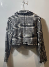 Load image into Gallery viewer, Forever 21 Womens Black Houndstooth Long Sleeve Open Front Cropped Jacket Size M
