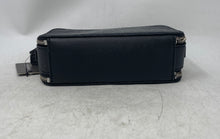 Load image into Gallery viewer, Guess Womens Black Monogram Inner Pockets Zipper Crossbody Bag With Tags
