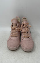 Load image into Gallery viewer, Guess Womens Pink Round Toe Mid Top Lace-Up Fashion Sneakers Shoes Size 6 M
