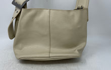 Load image into Gallery viewer, Steve Madden Womens White Pebbled Leather Zipper Travel Shoulder Bag
