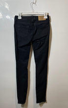 Load image into Gallery viewer, True Religion Womens Black Dark Wash Pockets Denim Skinny Leg Jeans Size 25
