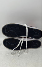Load image into Gallery viewer, Nike Mens Blazer Mid 77 DN4115-981 Red Blue White Mid Top Sneakers Shoes Size 5
