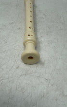 Load image into Gallery viewer, Yamaha YRS-24B Cream Plastic Baroque Student Soprano Recorder With Carrying Case
