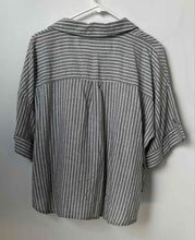 Load image into Gallery viewer, Zara Womens Green White Striped Spread Collar Short Sleeve Button-Up Shirt Sz L
