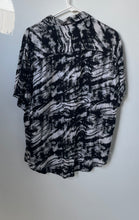 Load image into Gallery viewer, Forever 21 Mens White Black Tie-Dye Print Short Sleeve Button-Up Shirt Size L
