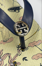 Load image into Gallery viewer, Authentic Tory Burch Womens Miller Blue Cream Printed Flip-Flop Sandals Size 9
