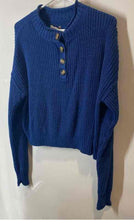 Load image into Gallery viewer, American Eagle Outfitters Womens Blue Knitted Cropped Henley Sweater Size XS
