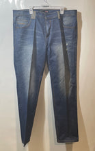 Load image into Gallery viewer, Coogi Australia Mens Blue Cotton Denim Light Wash Straight Leg Jeans W40xL34
