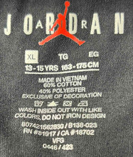 Load image into Gallery viewer, Air Jordan Kids Black White Short Sleeve Graphic Pullover T-Shirt Size XL
