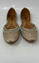 Load image into Gallery viewer, Stylo Womens Beige Embellished Beads Pearl Slip-On Ballet Flats Shoes Size 8
