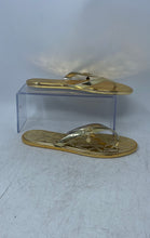 Load image into Gallery viewer, Michael Kors Womens Emory Golden Monogram Slip-On Flat Flip-Flop Sandals Size 7M
