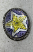Load image into Gallery viewer, Vintage Yellow Star Design Collectible Glass Oval Shape Paperweight
