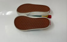 Load image into Gallery viewer, Vans Kids Old Skool Multicolor Round Toe Lace-Up Sneaker Shoes Size 6.5
