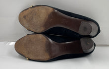 Load image into Gallery viewer, Authentic Tory Burch Womens Black Block Pump Heels Size 11M Stained Worn Damaged
