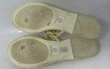 Load image into Gallery viewer, Authentic Tory Burch Womens Ivory Slip-On Flat Thong Sandals Size 9M Stained
