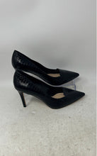 Load image into Gallery viewer, Vince Camuto Womens Panan Black Snake Print Pointed Toe Pump Heels Size 6.5 M
