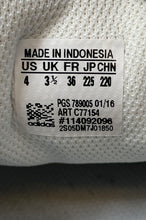 Load image into Gallery viewer, Adidas Kids Superstar C77154 White Black Low Top Lace-Up Sneaker Shoes Size 4
