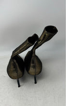 Load image into Gallery viewer, Zara Womens Golden Pointed Toe Pull-On Stiletto Ankle Booties Size 37
