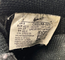 Load image into Gallery viewer, Authentic Nike Mens Air Force 1 '07 CW2288-001 Black Sneaker Shoes Size 9

