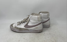 Load image into Gallery viewer, Nike Boys Blazer Mid 77 DA4086-121 White Pink Lace-Up Sneakers Shoes Size 5.5Y
