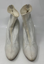 Load image into Gallery viewer, Authentic Giuseppe Zanotti Womens White Ankle Booties Size EUR 39.5 Stained Worn

