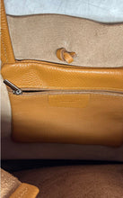 Load image into Gallery viewer, Vera Pelle Womens Brown Pebbled Leather Inner Pockets Double Handle Tote Bag
