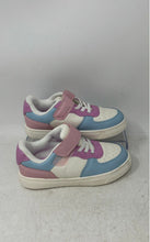 Load image into Gallery viewer, Cat &amp; Jack Kids White Pink Round Toe Low Top Sneaker Shoes Size 11

