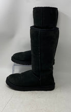 Load image into Gallery viewer, UGG Womens Classic 5815 Black Leather Round Toe Pull-On Winter Boots Size 7
