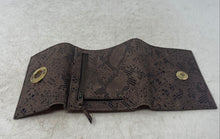 Load image into Gallery viewer, MB Womens Brown Animal Print Inner Pockets Credit Card Slots Bifold Wallet
