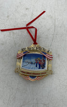 Load image into Gallery viewer, 2010 The White House Historical Association Multicolor Christmas Ornament w/ Box
