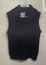 Load image into Gallery viewer, Romeo &amp; Juliet Womens Black Sleeveless Cowl Neck Sweater Vest Size Medium
