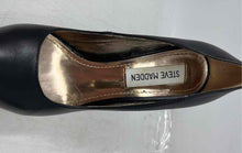 Load image into Gallery viewer, Steve Madden Womens Black Leather Round Toe Platform Pump Heels Size 6.5B
